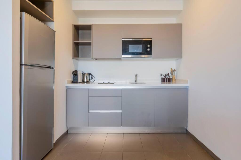 Luxury Apartment At Corniche , Seaview Close Beach Casablanca Bagian luar foto