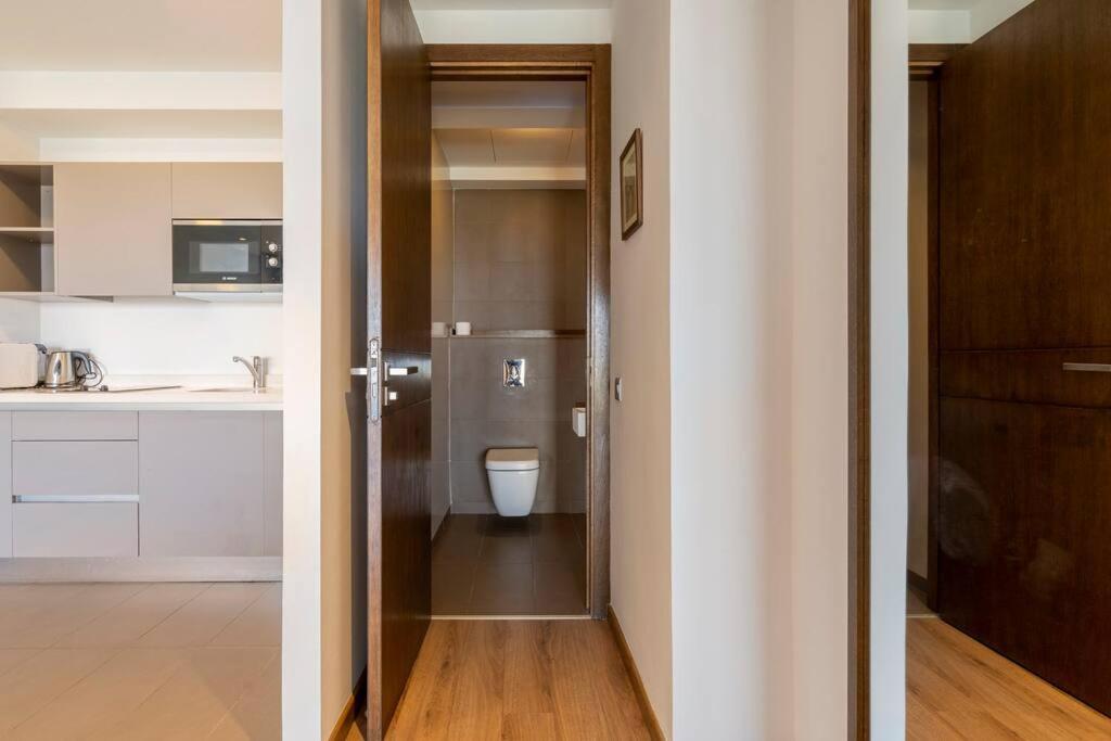 Luxury Apartment At Corniche , Seaview Close Beach Casablanca Bagian luar foto